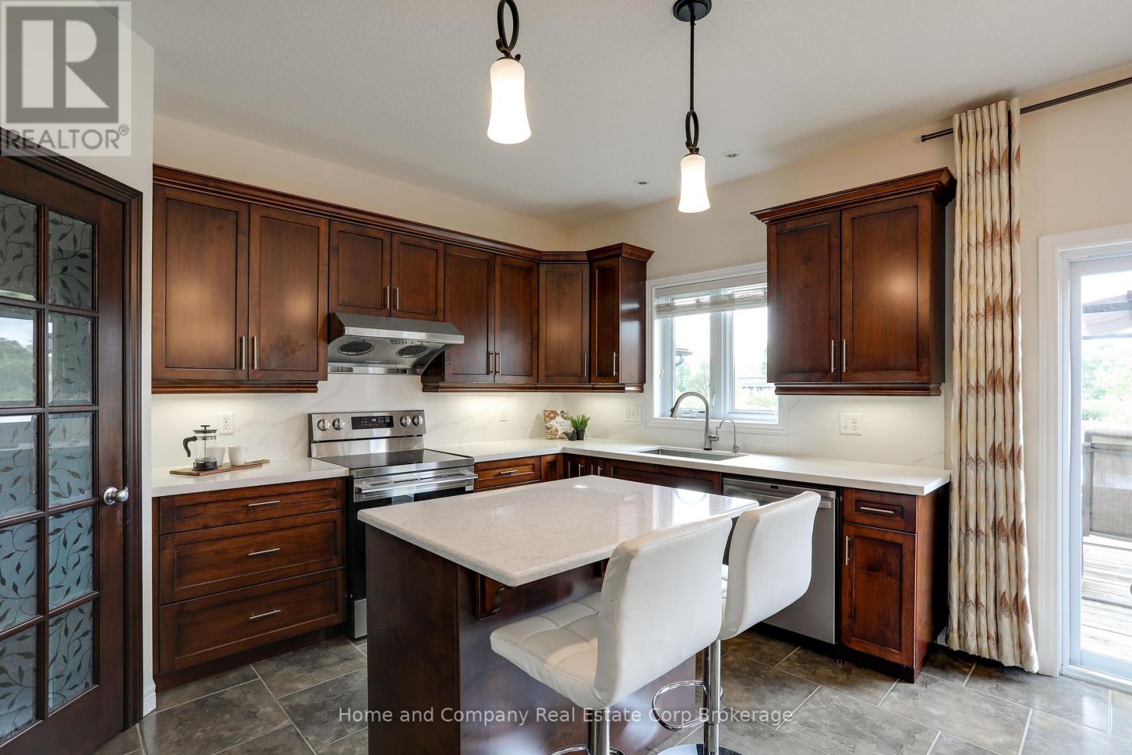 37 Thomas Street Property Photo 13