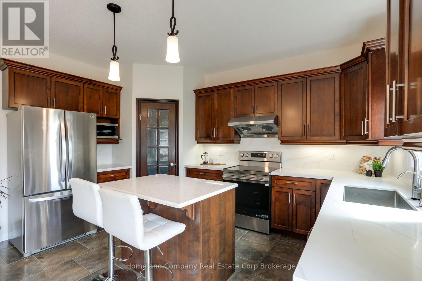 37 Thomas Street Property Photo 14