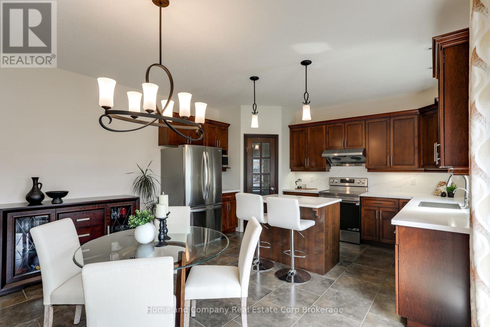 37 Thomas Street Property Photo 16