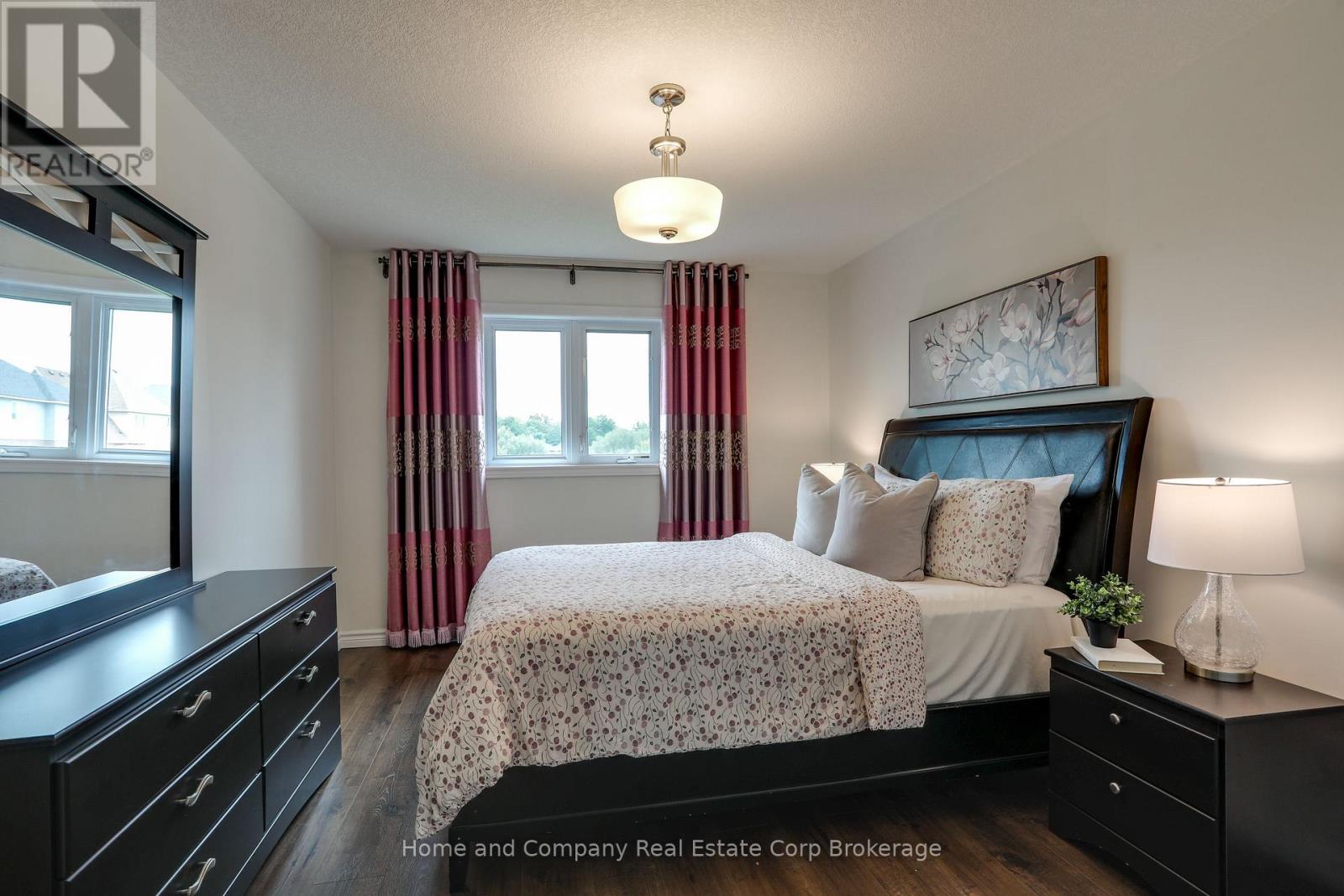 37 Thomas Street Property Photo 23