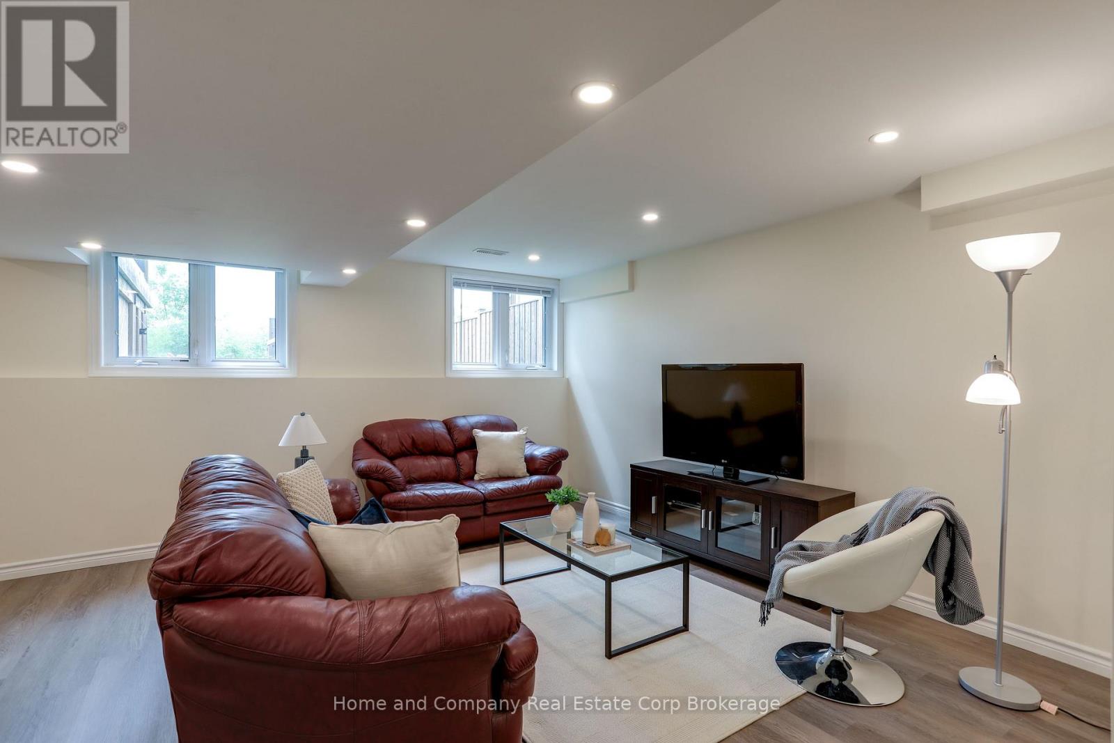 37 Thomas Street Property Photo 28