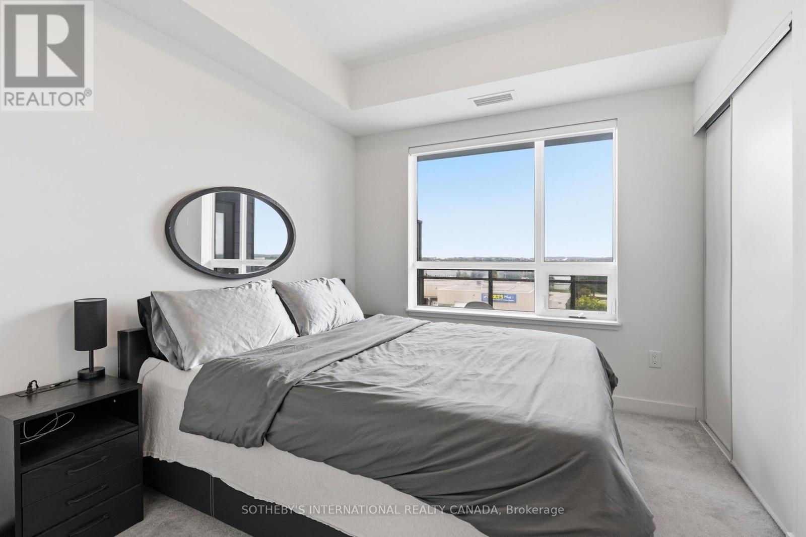 514 - 247 Northfield Drive E Property Photo 8