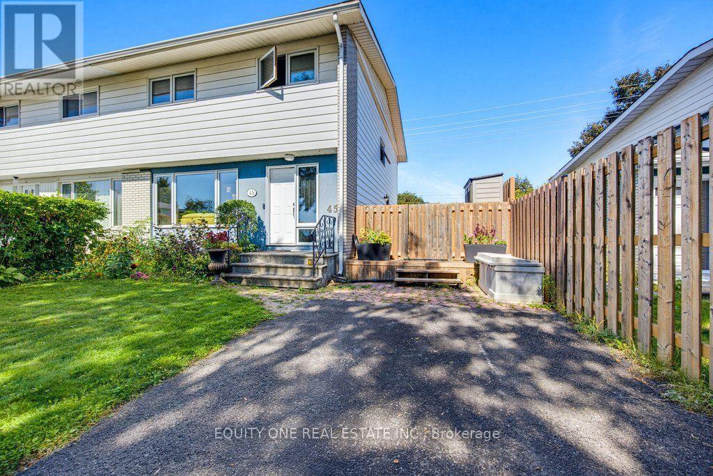 45 Southview Crescent Property Photo 2