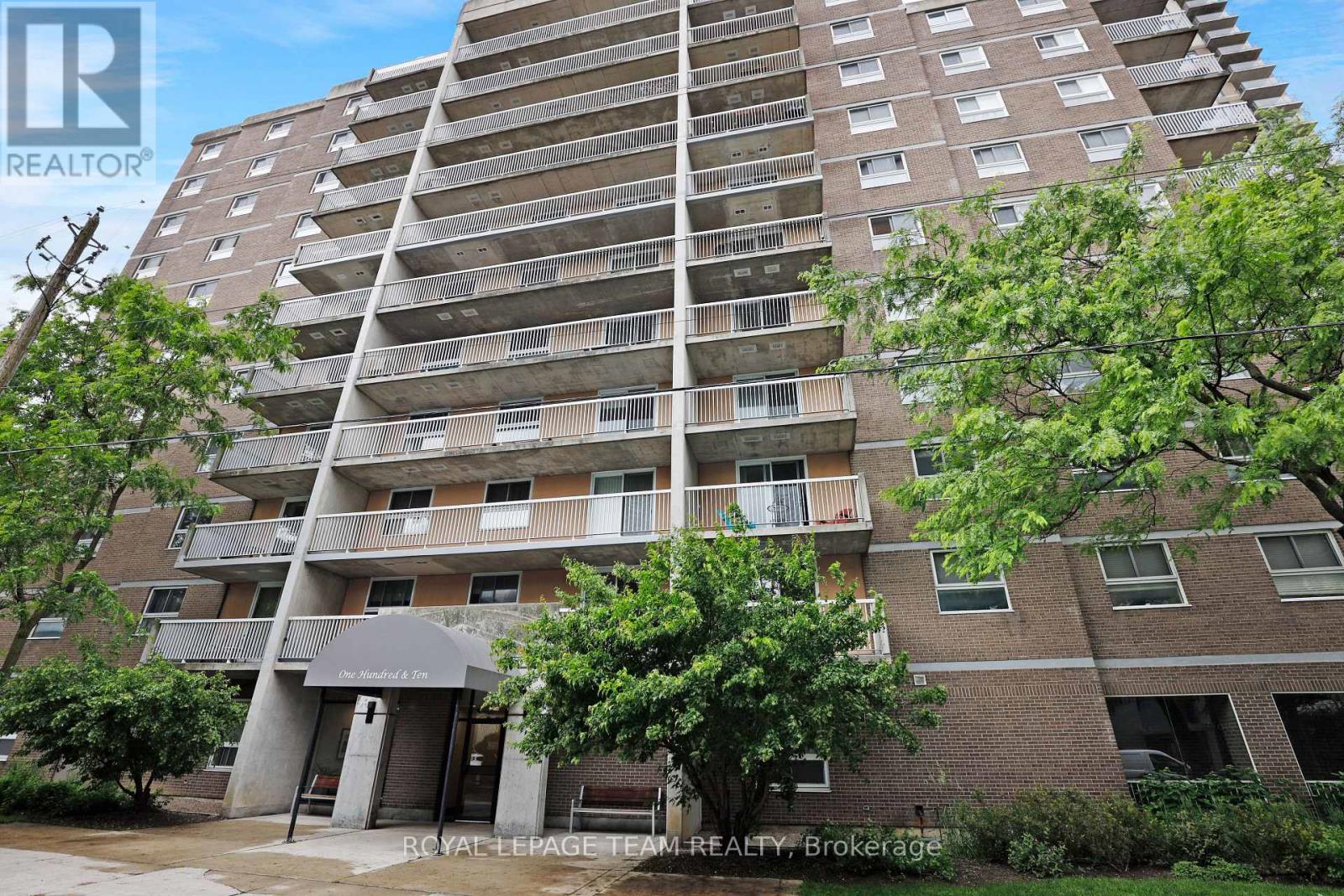 904 - 110 FORWARD AVENUE