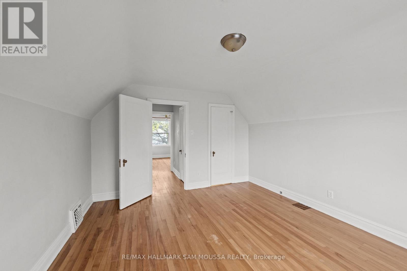 378 Byron Avenue Property Photo 16
