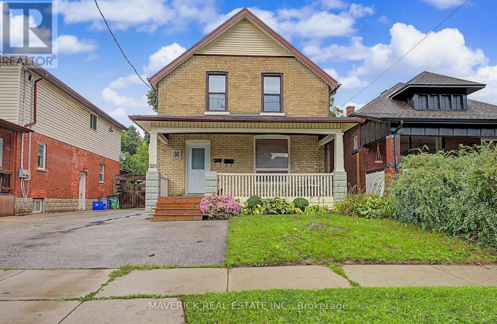 320 ASHLAND AVENUE