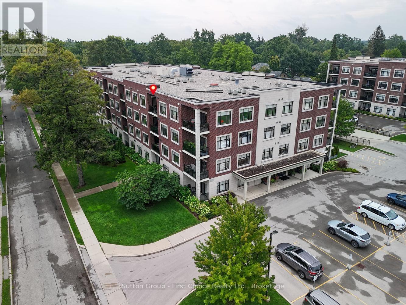 412 - 255 JOHN STREET N Property Photo 1