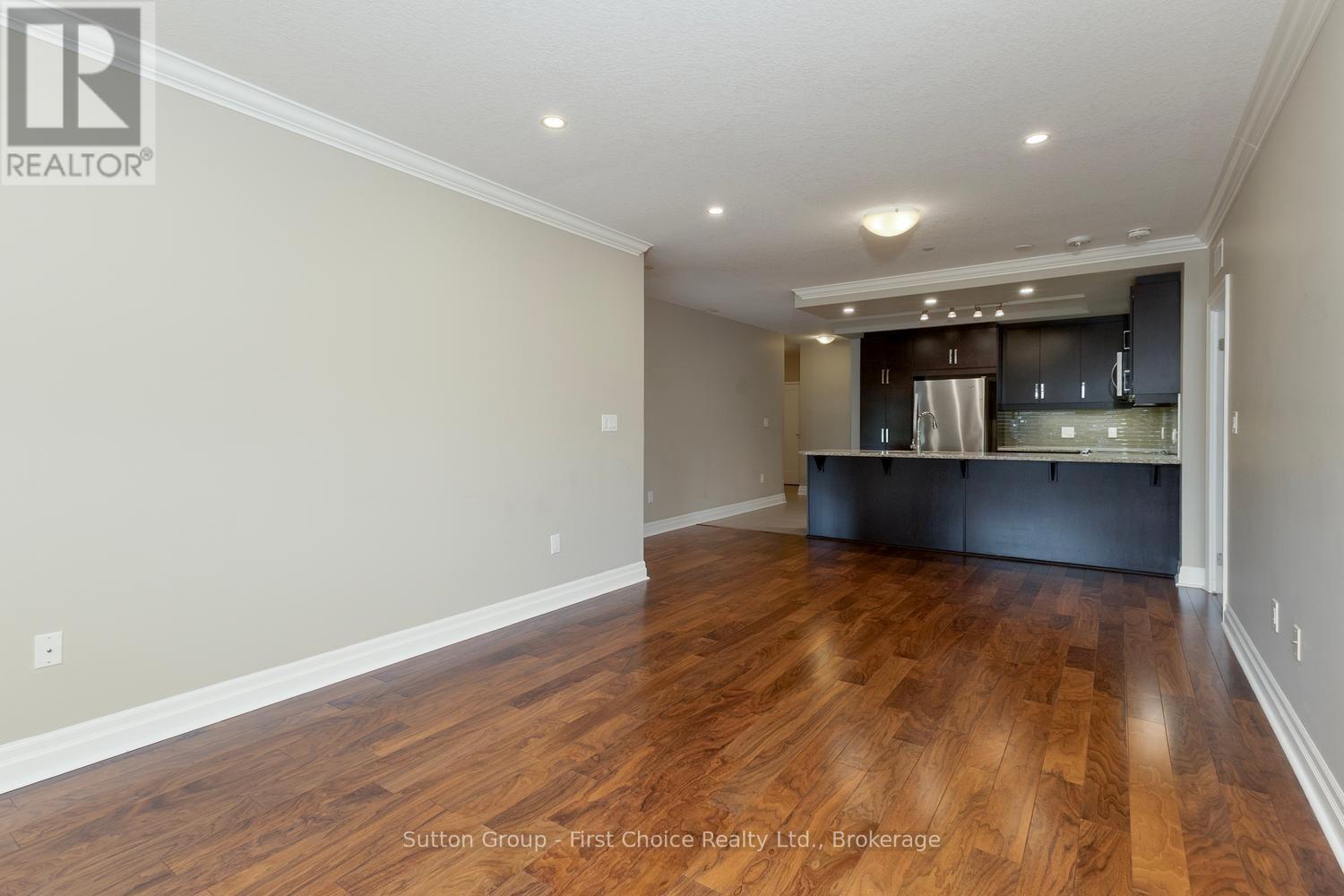412 - 255 John Street N Property Photo 16