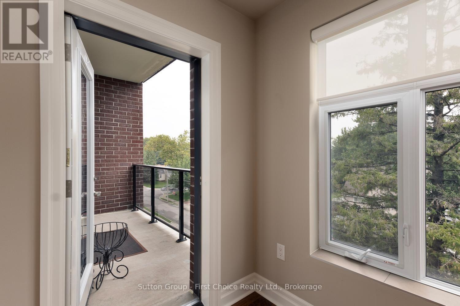 412 - 255 John Street N Property Photo 19