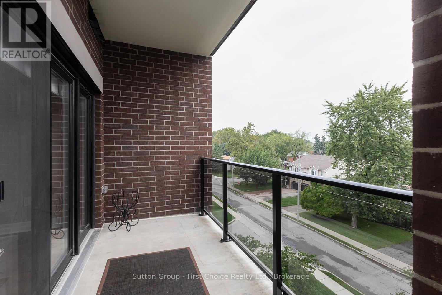 412 - 255 John Street N Property Photo 20