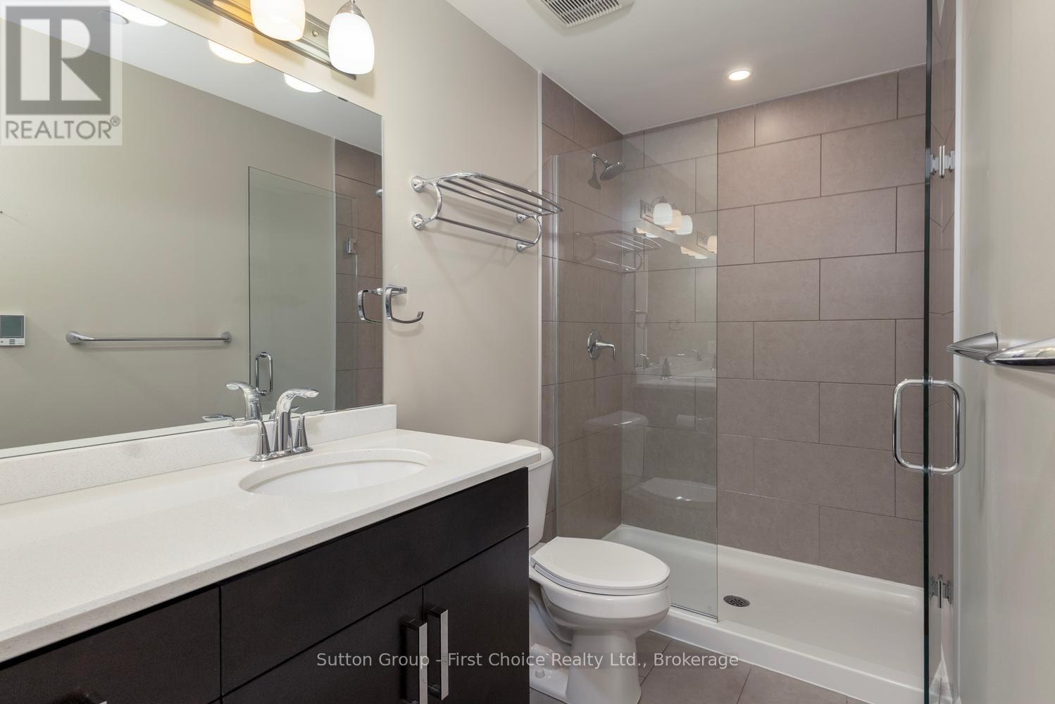 412 - 255 John Street N Property Photo 25