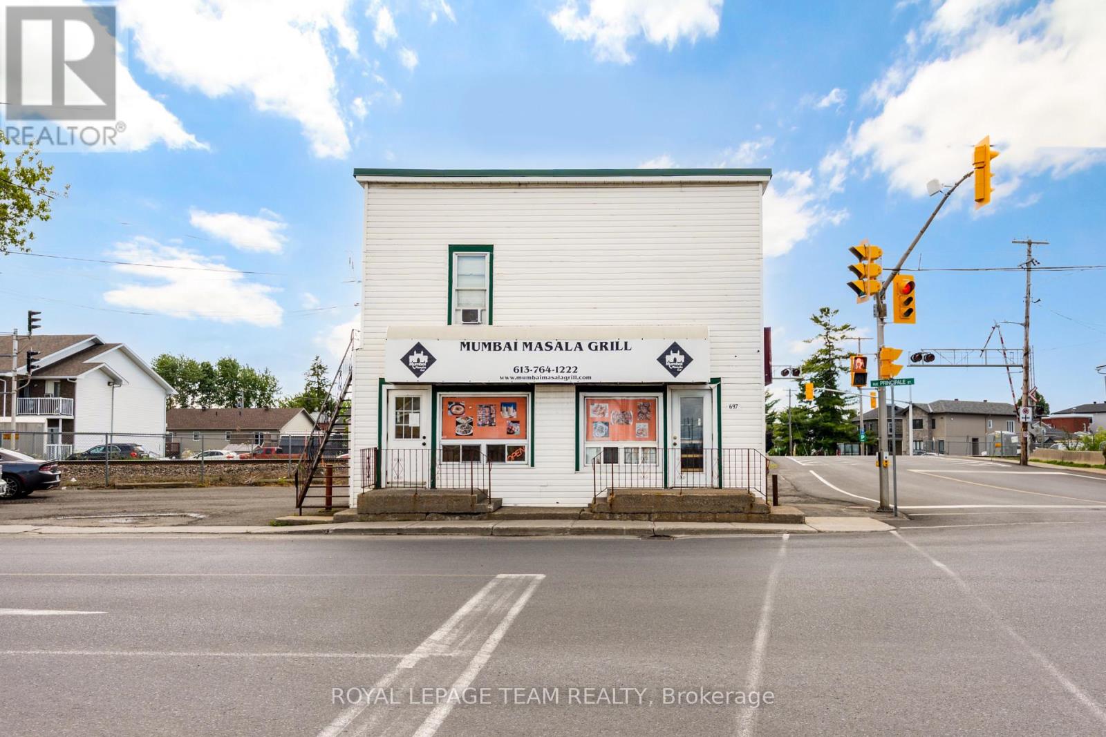 697 Principale Street Property Photo 1