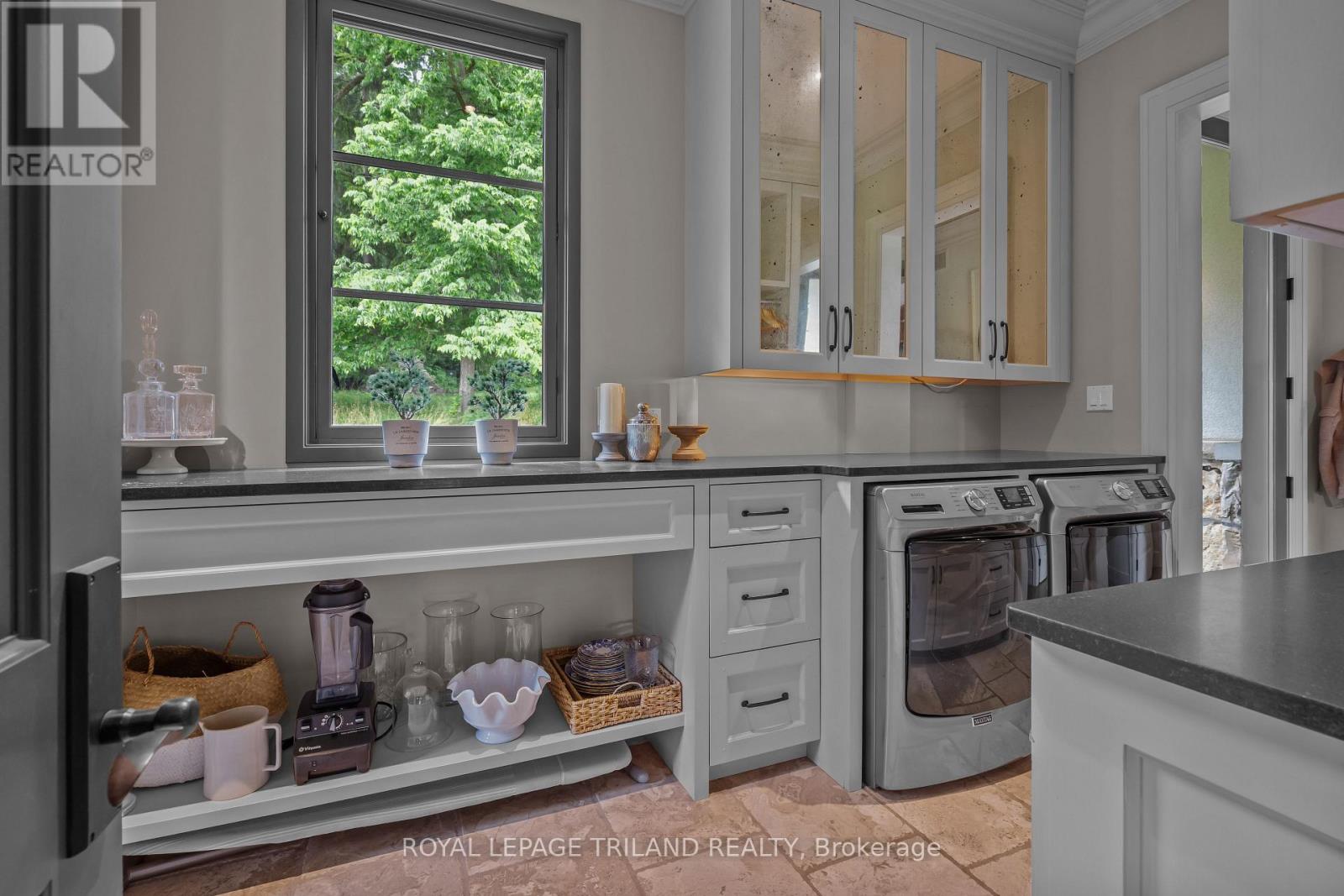 10955 Old River Road Property Photo 28