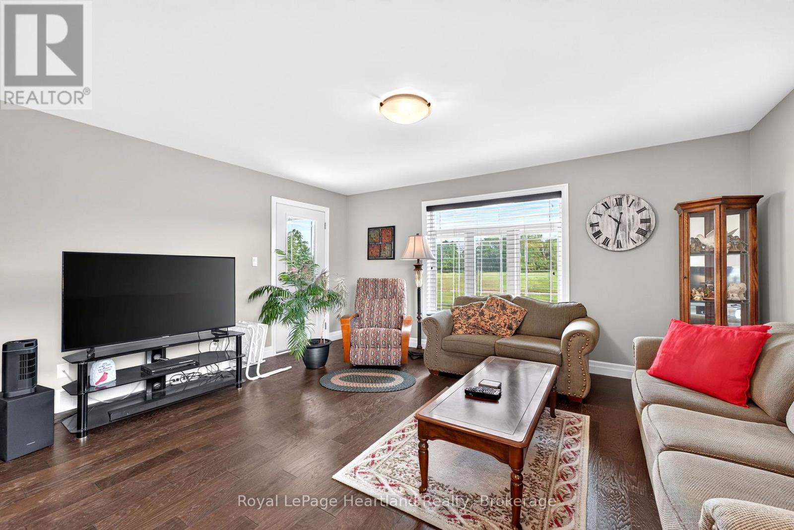 17 Clayton Street Property Photo 12