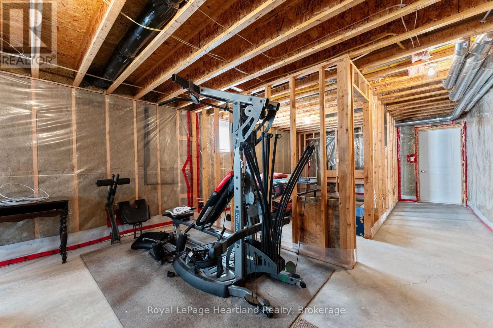 17 Clayton Street Property Photo 30