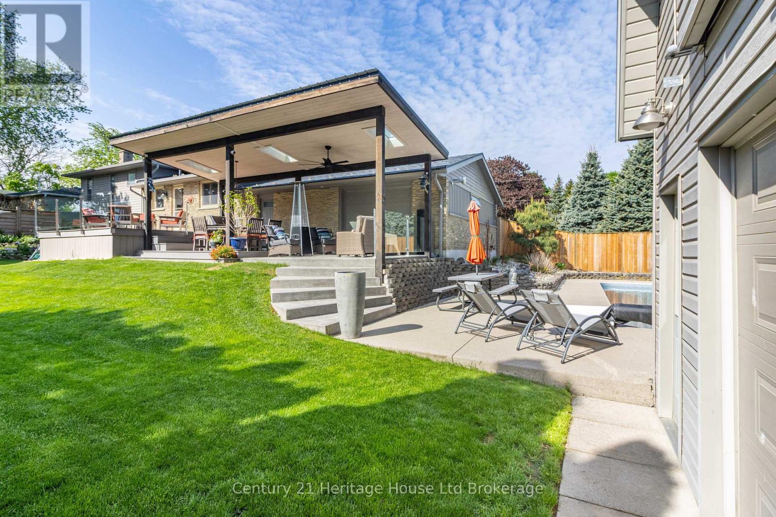 11 Millard Street Property Photo 41