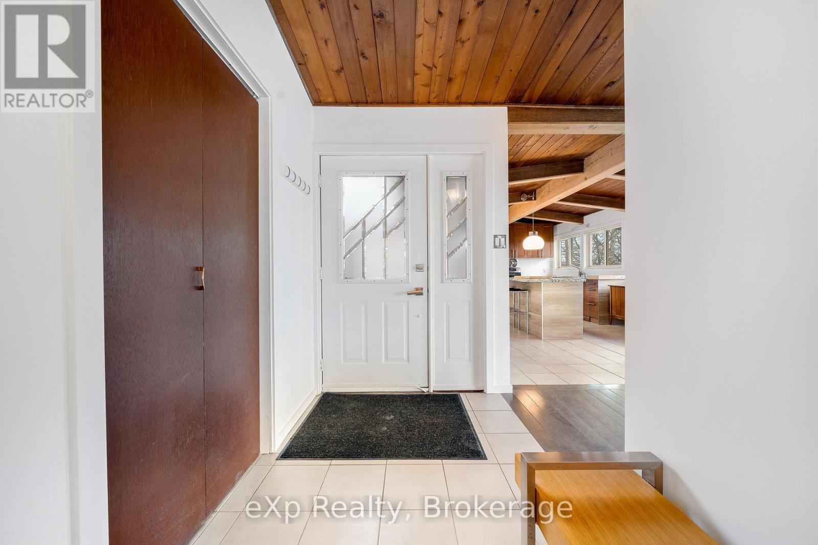 8 Sunset Avenue Property Photo 2