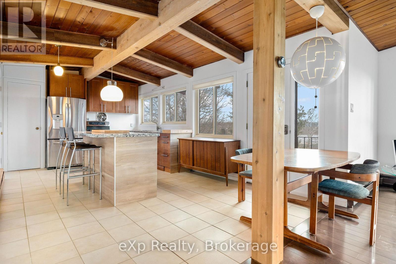 8 Sunset Avenue Property Photo 4
