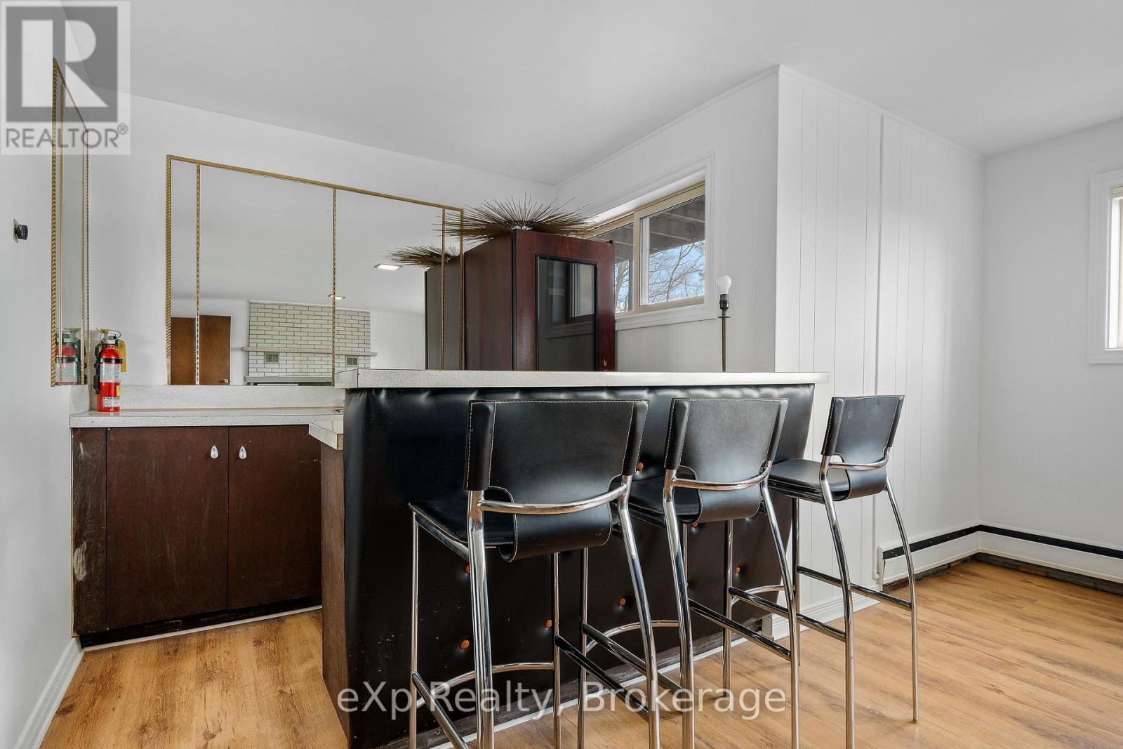 8 Sunset Avenue Property Photo 15