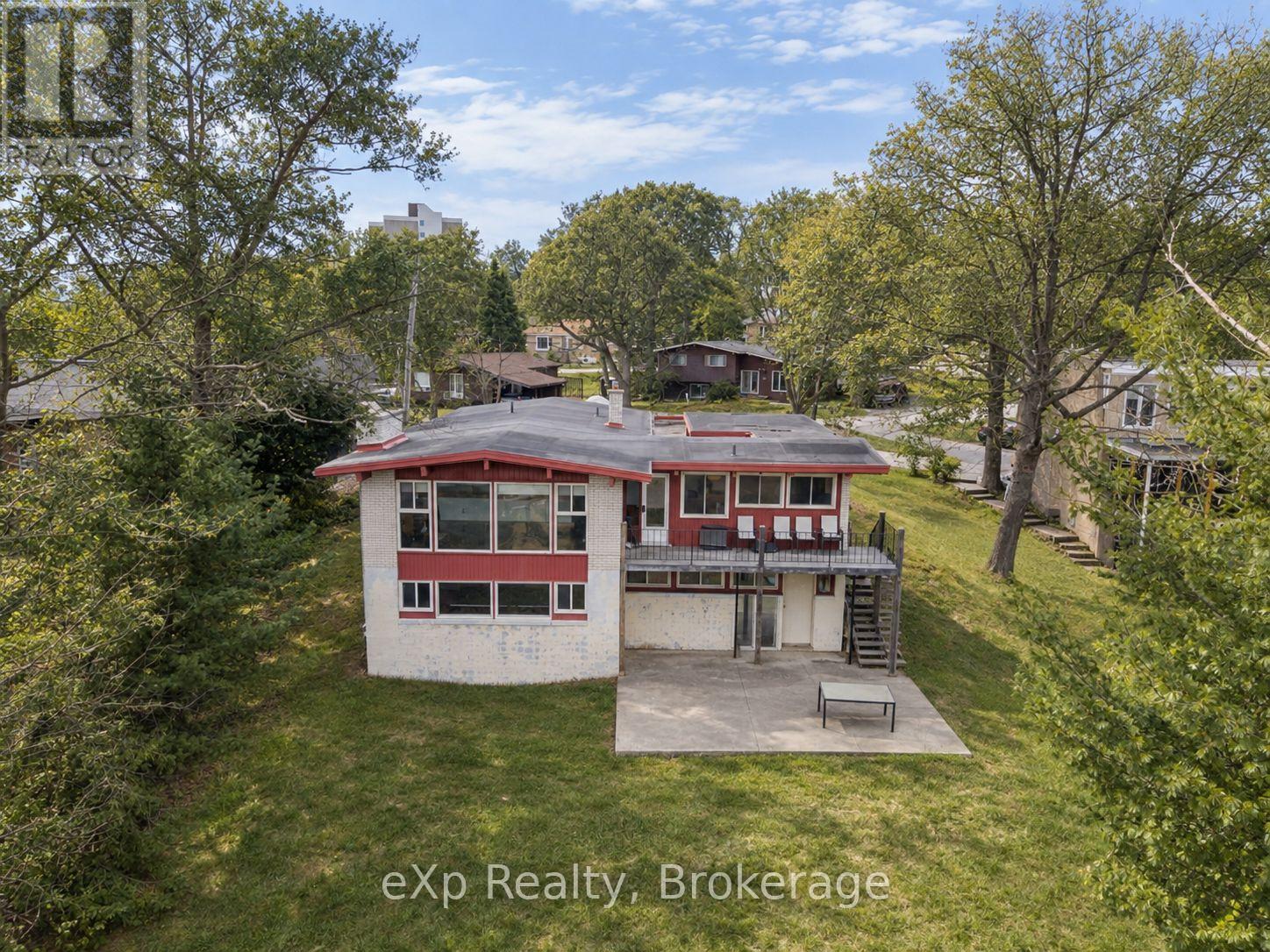 8 Sunset Avenue Property Photo 17