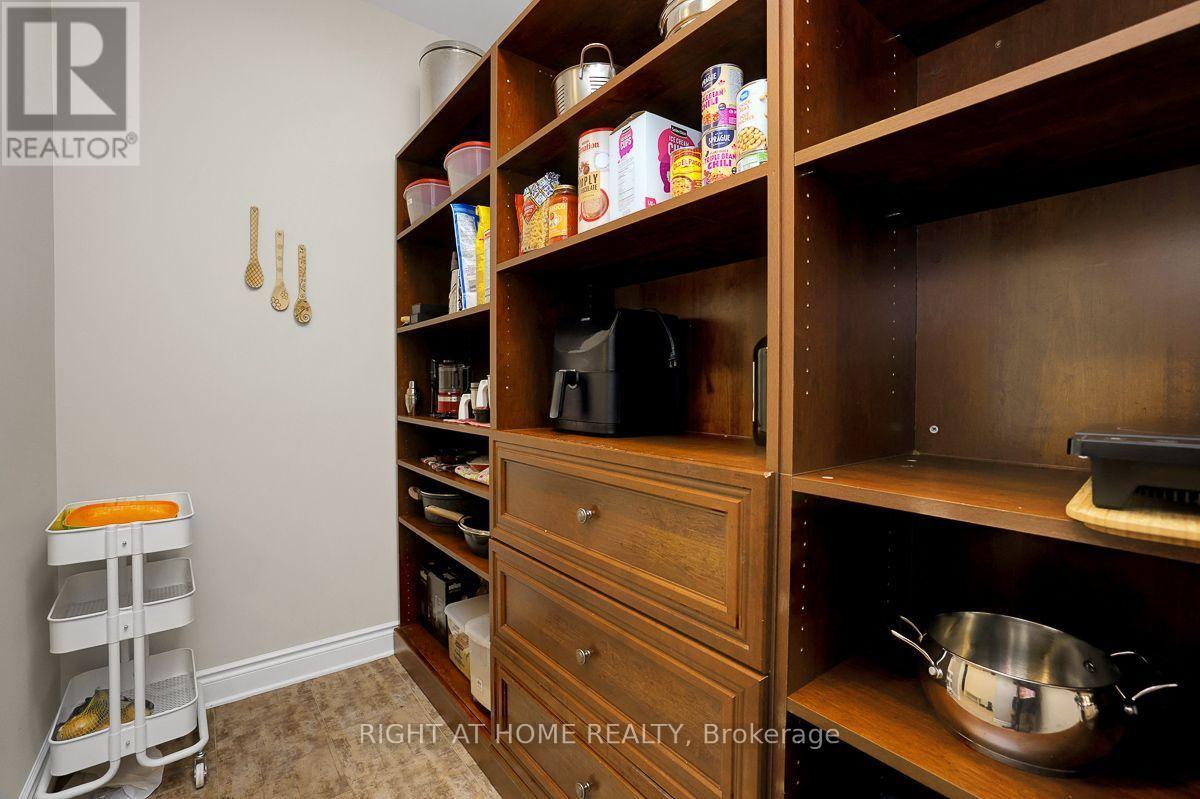 514 Landswood Way Property Photo 18