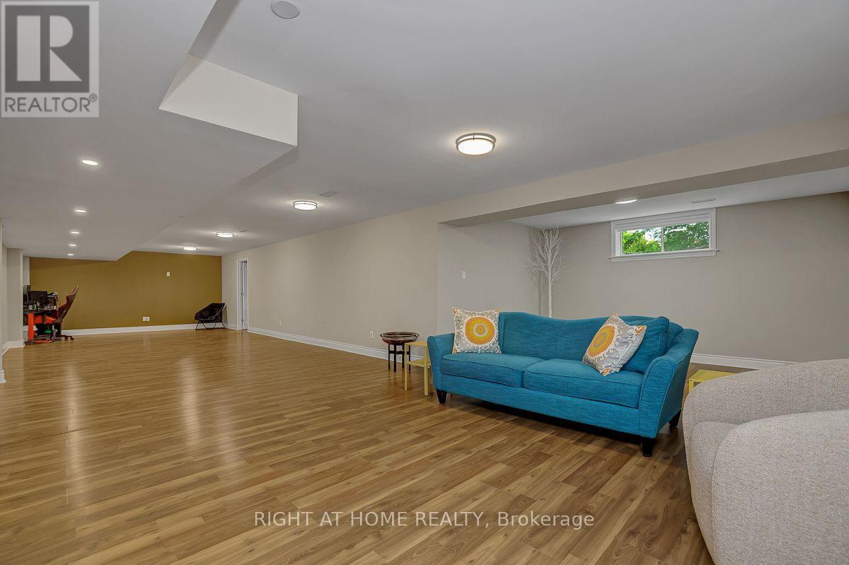 514 Landswood Way Property Photo 28