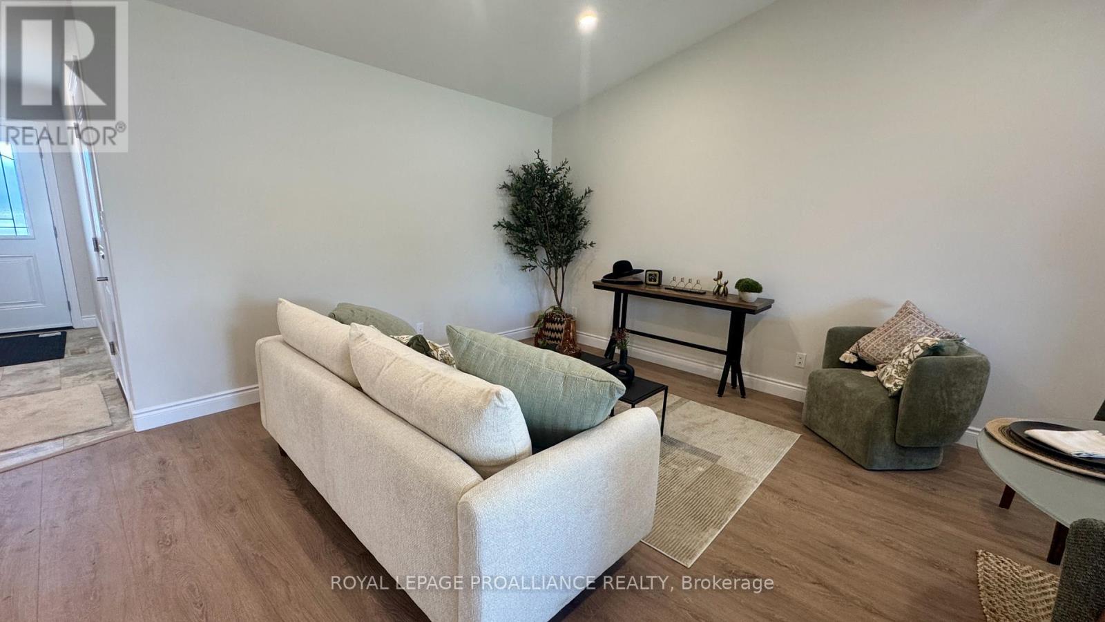 31 Clayton John Avenue Property Photo 7