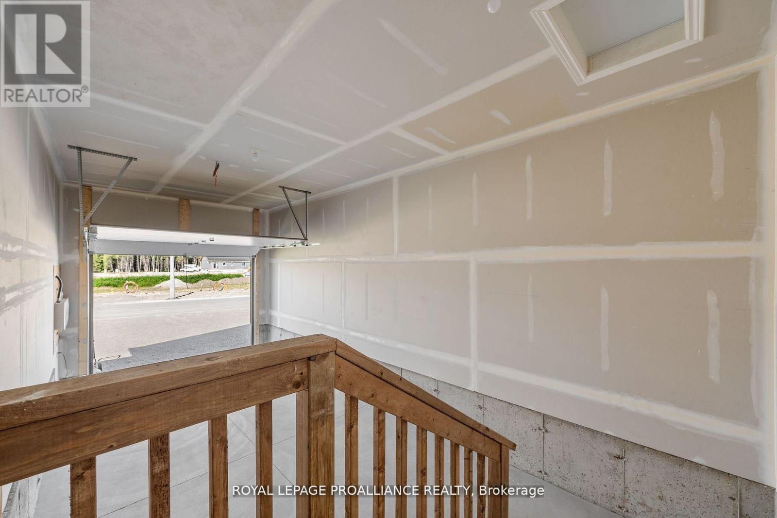 31 Clayton John Avenue Property Photo 16