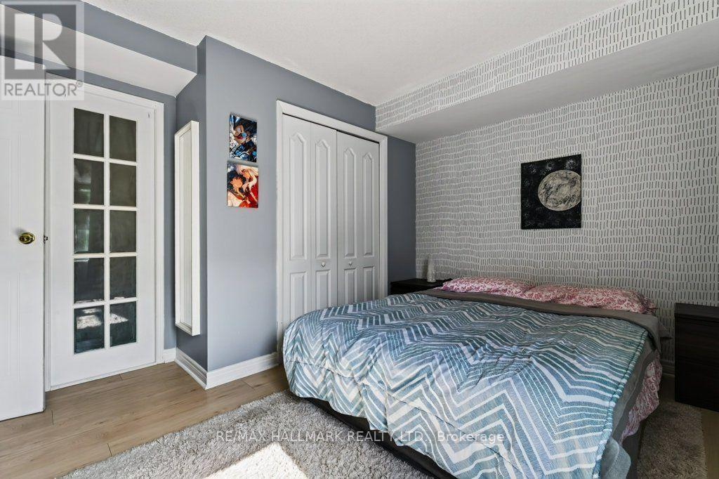 203 - 400 York Boulevard Property Photo 18