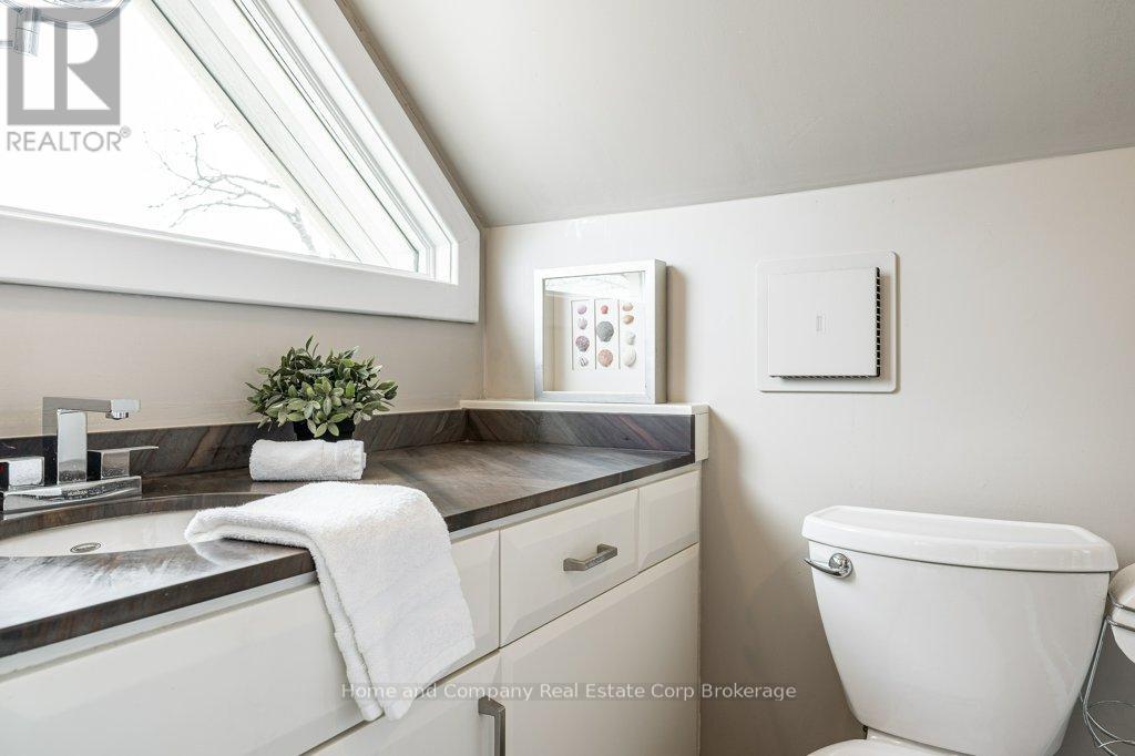 227 William Street Property Photo 27
