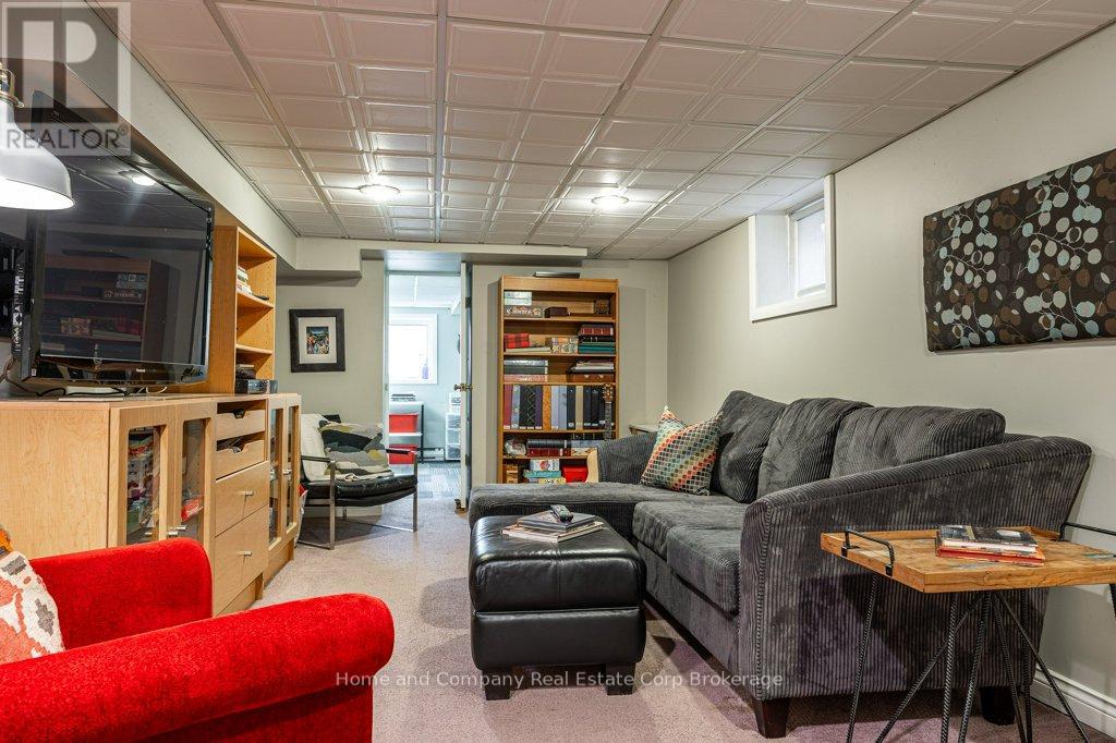 227 William Street Property Photo 29