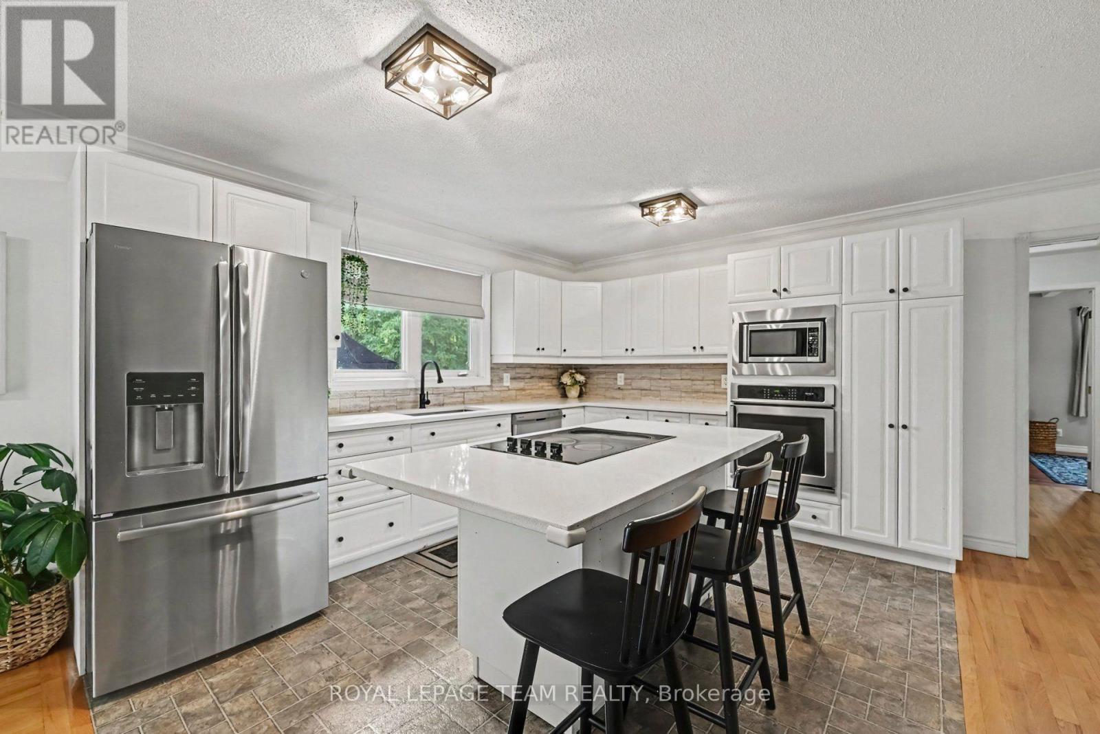 204 Grace Avenue Property Photo 10