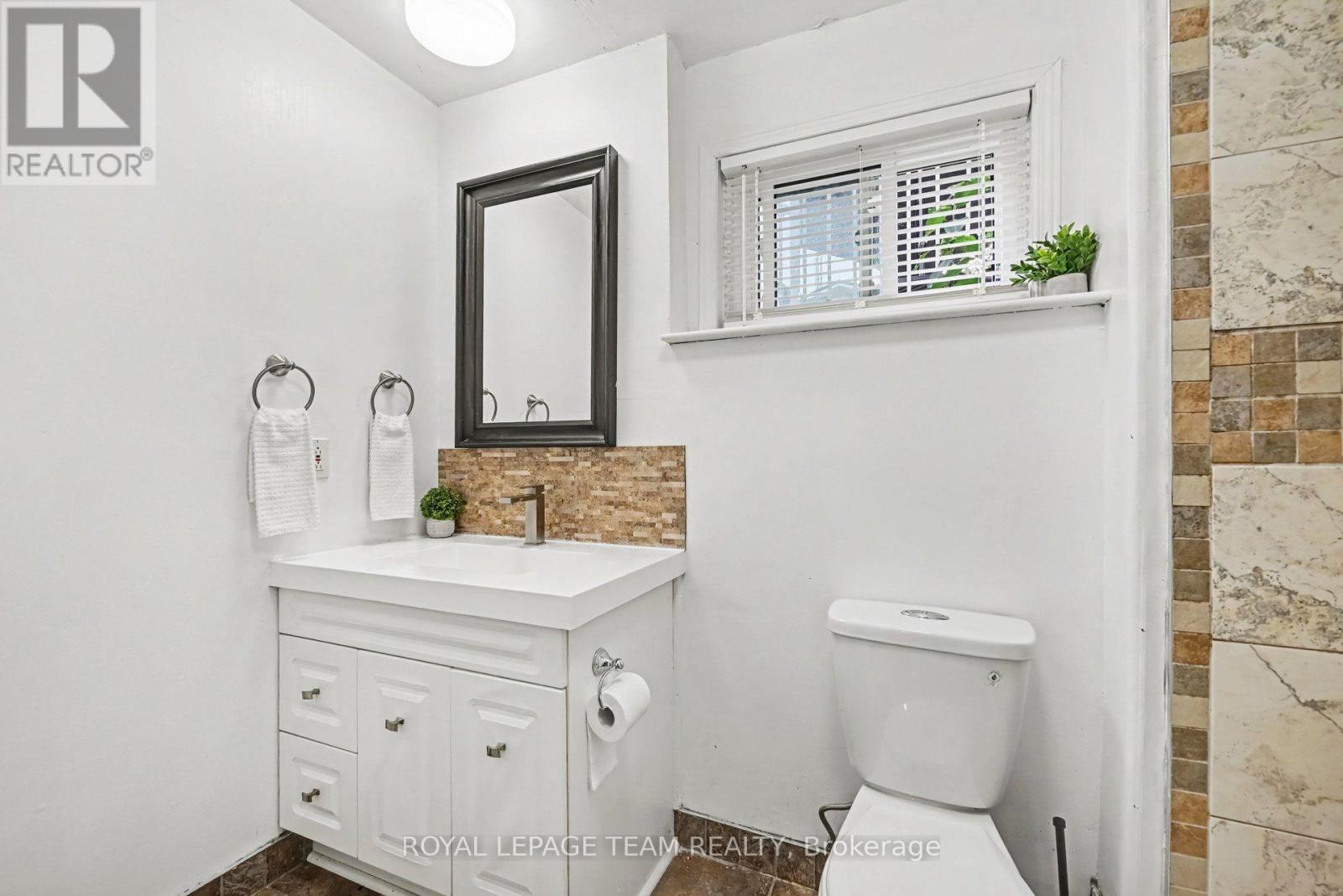 204 Grace Avenue Property Photo 29