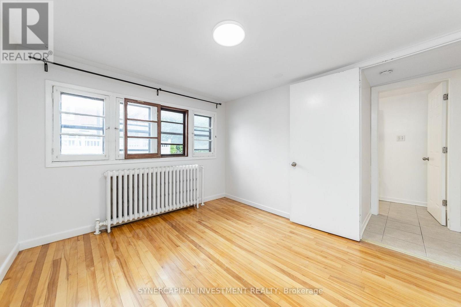 466 Maclaren Street Property Photo 9