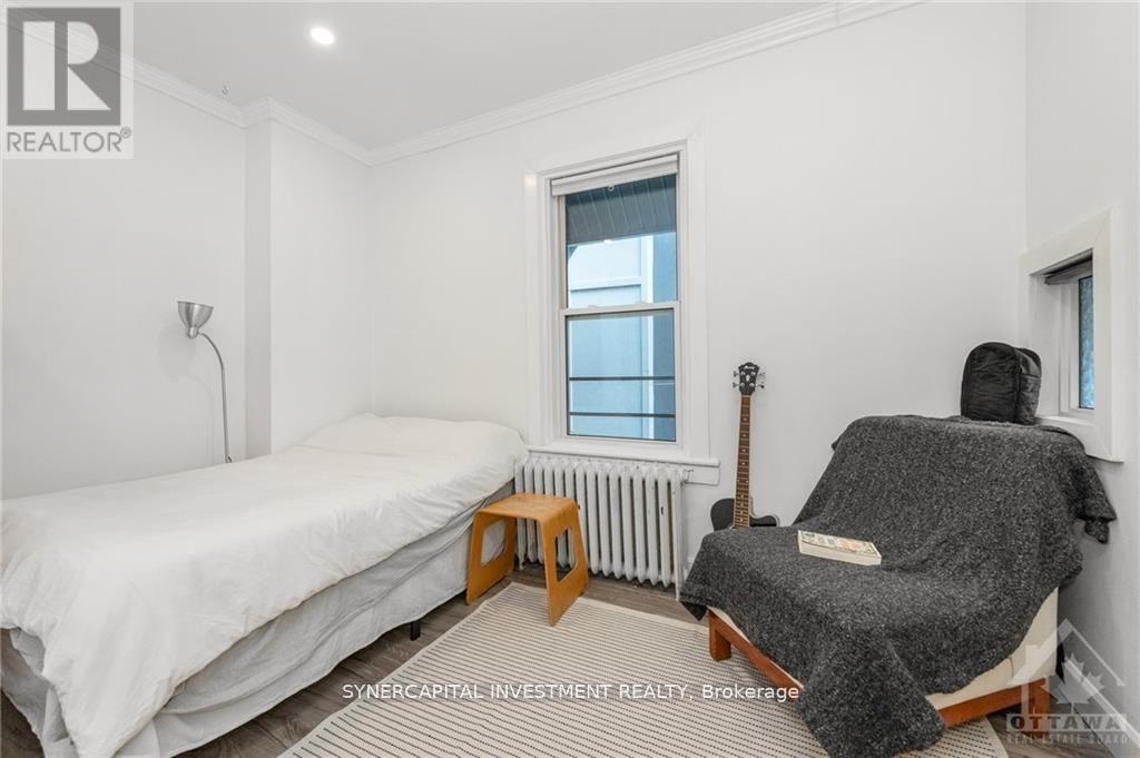 466 Maclaren Street Property Photo 11
