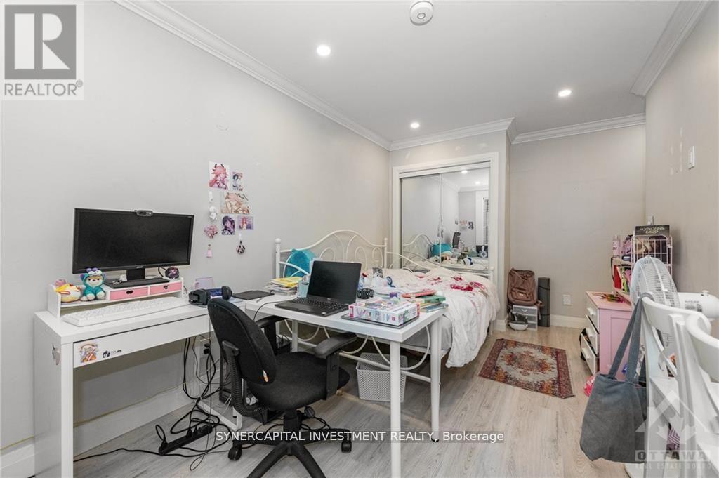466 Maclaren Street Property Photo 17