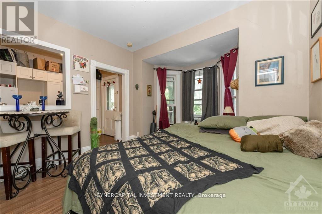 466 Maclaren Street Property Photo 20