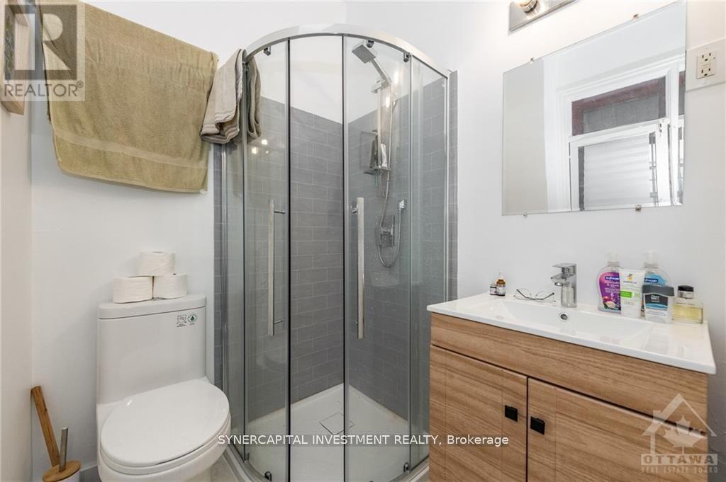 466 Maclaren Street Property Photo 21
