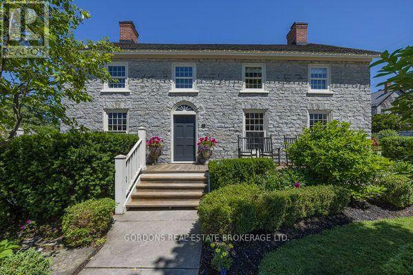 236 James Street Property Photo 3