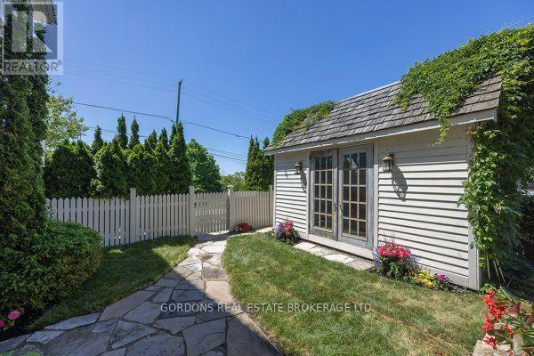 236 James Street Property Photo 7