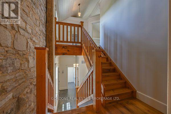 236 James Street Property Photo 27