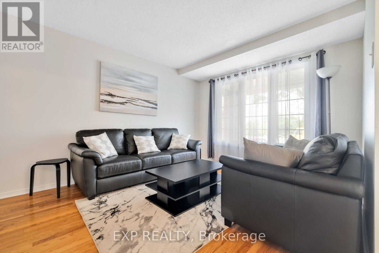103 Flamborough Way Property Photo 6