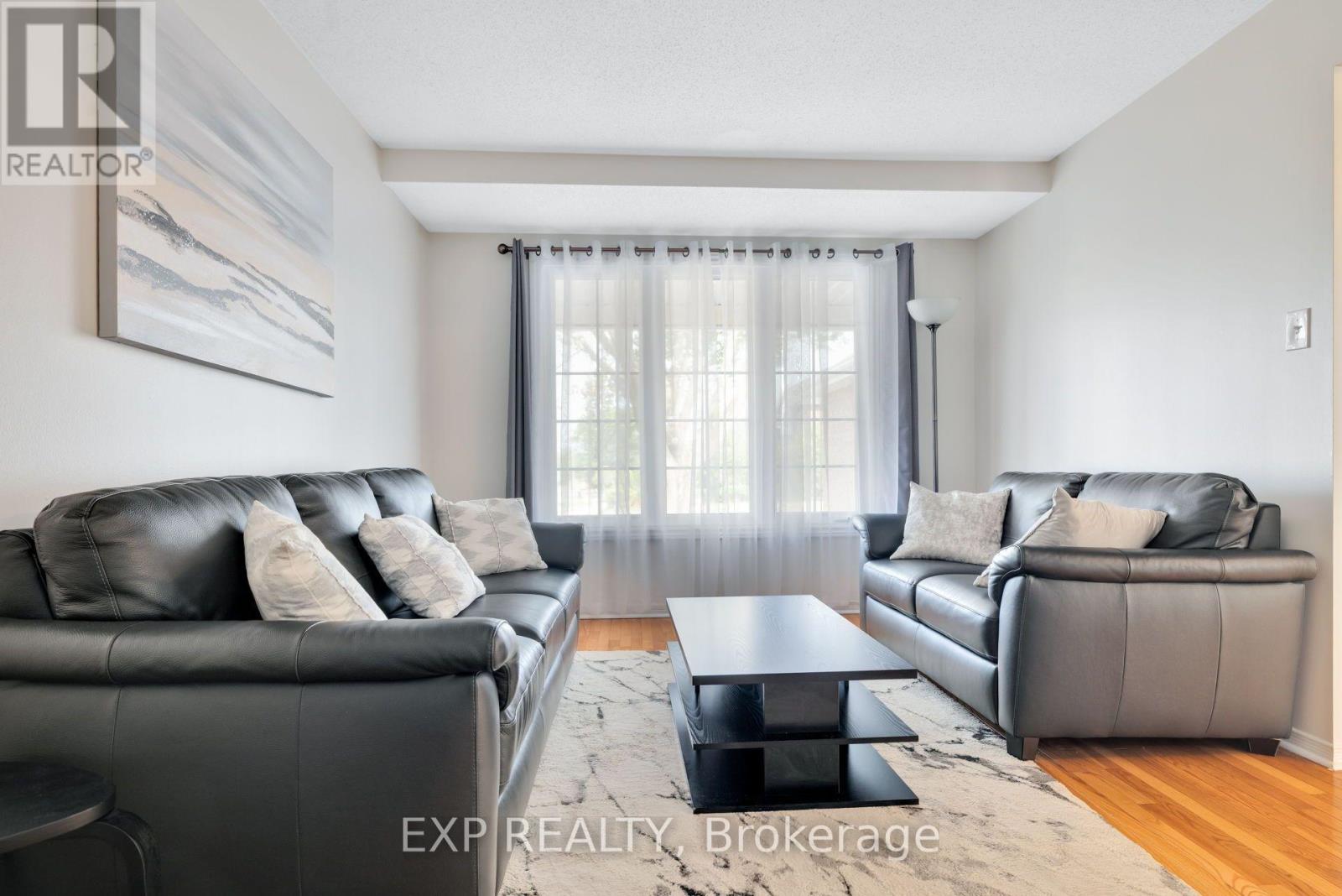 103 Flamborough Way Property Photo 7