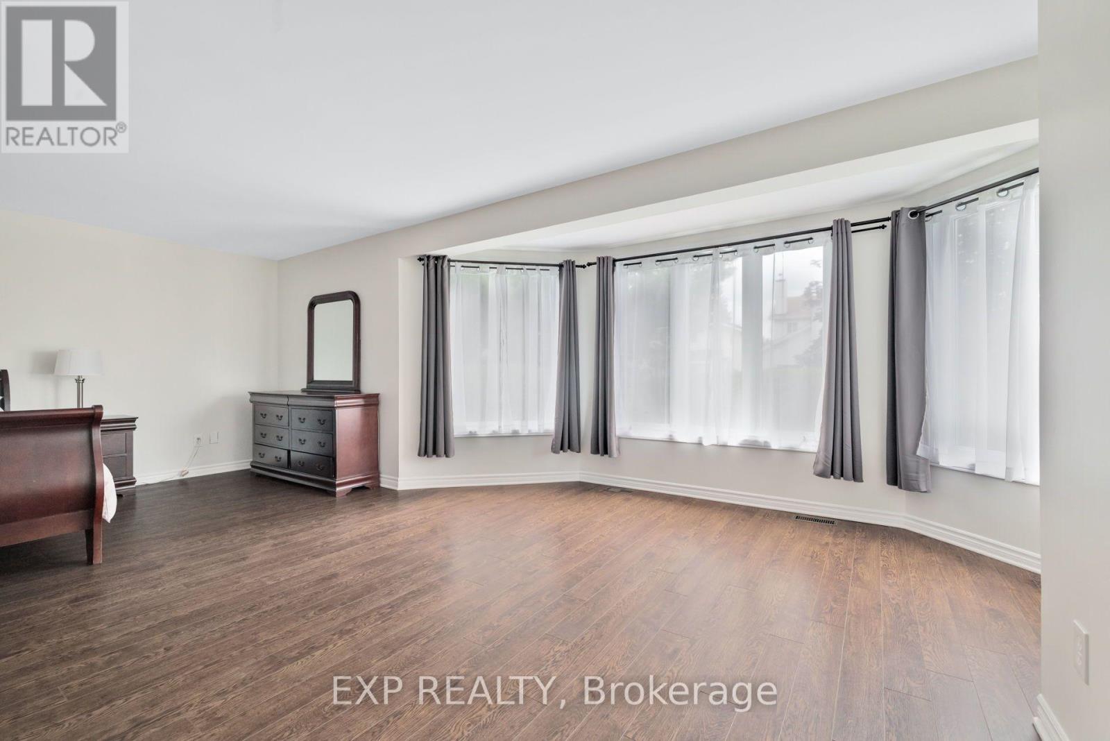 103 Flamborough Way Property Photo 26