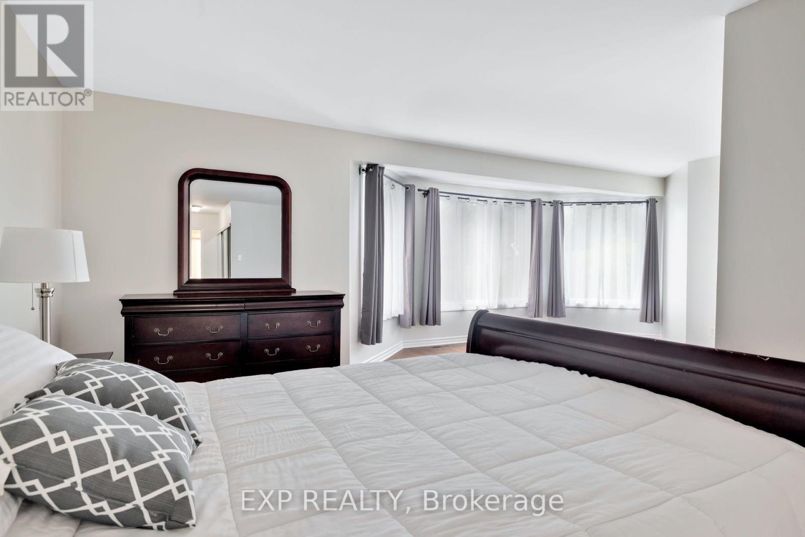 103 Flamborough Way Property Photo 28