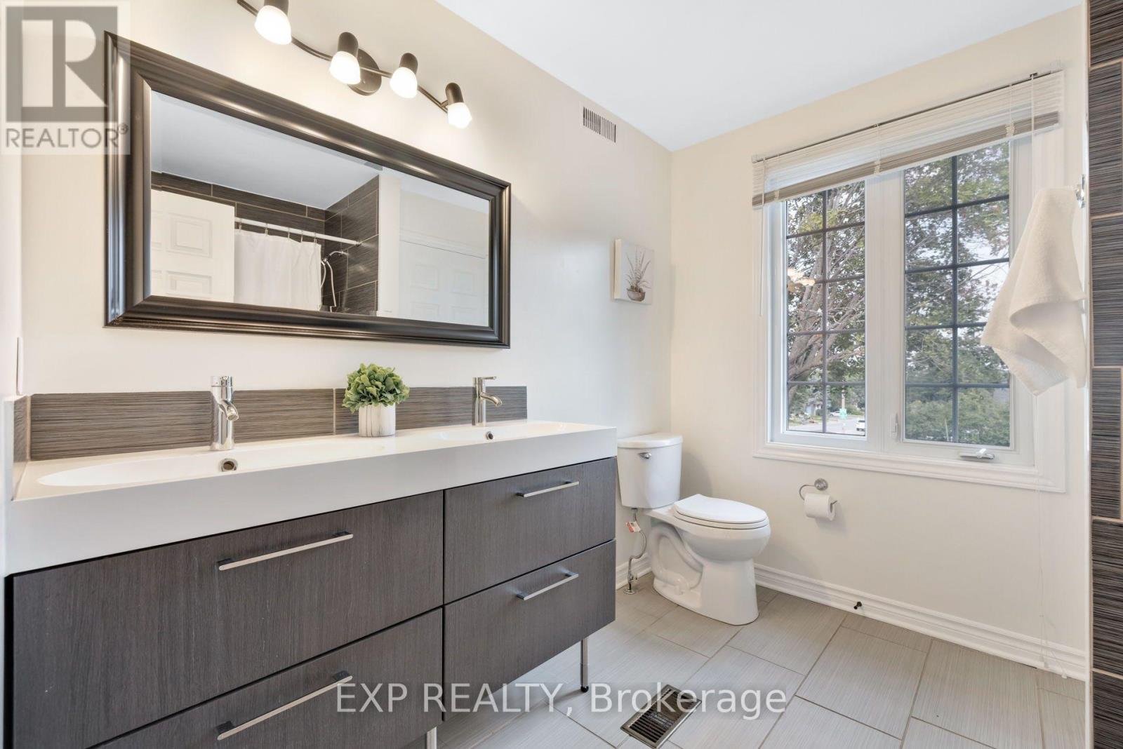 103 Flamborough Way Property Photo 30