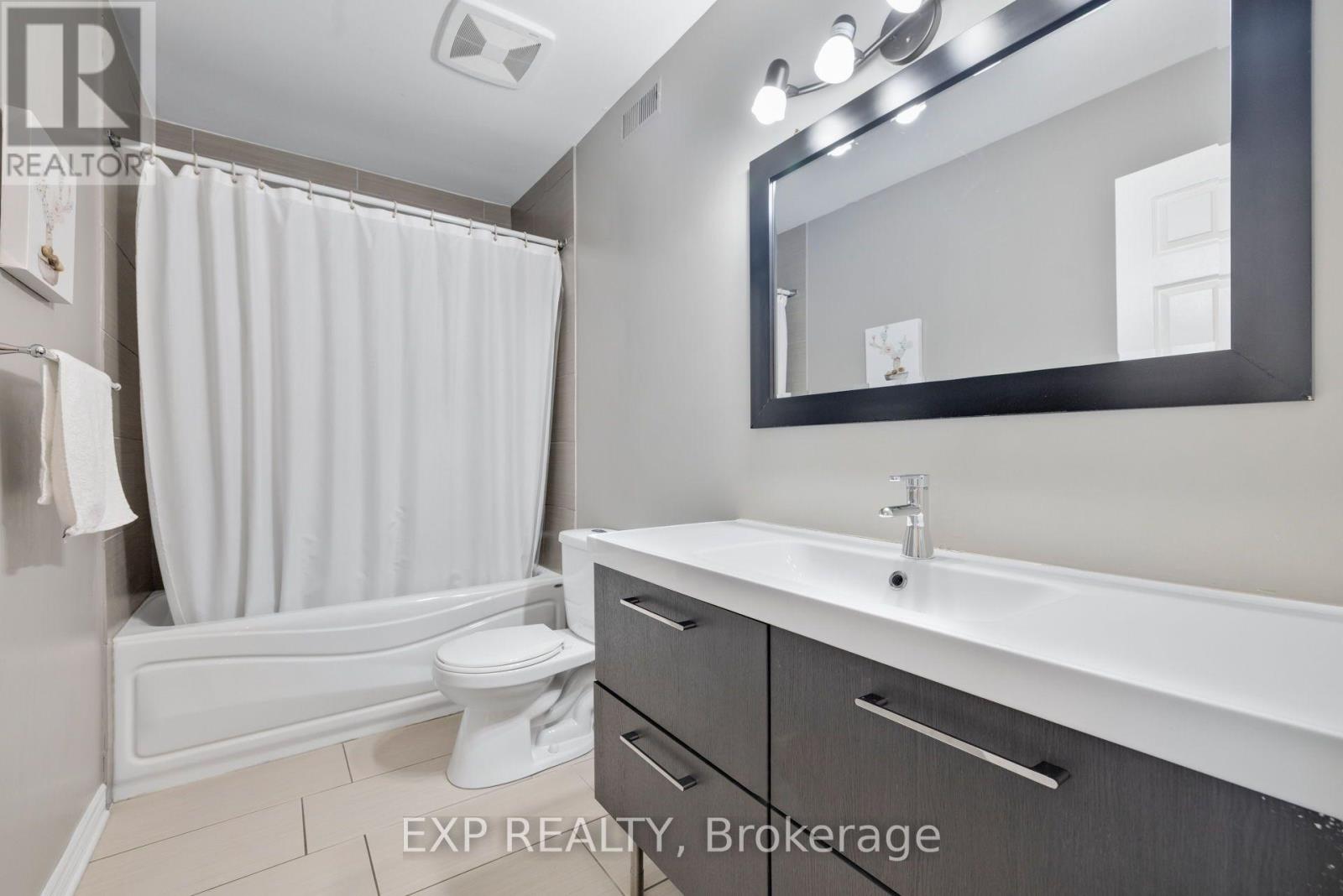 103 Flamborough Way Property Photo 38