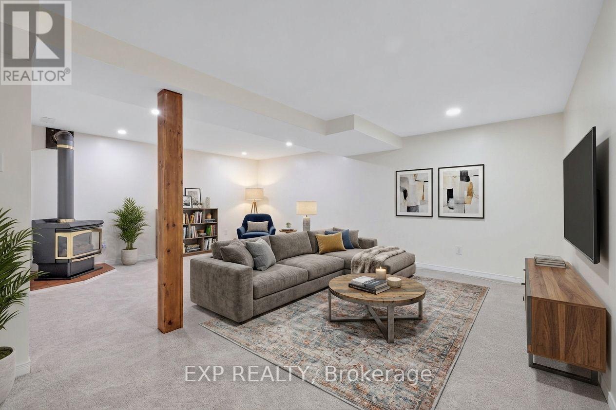 103 Flamborough Way Property Photo 43