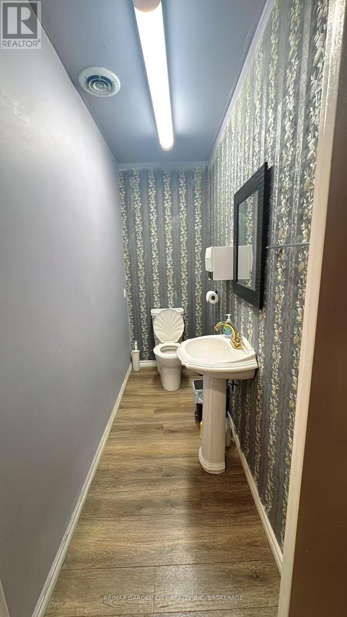 6 - 3701 Portage Road Property Photo 9