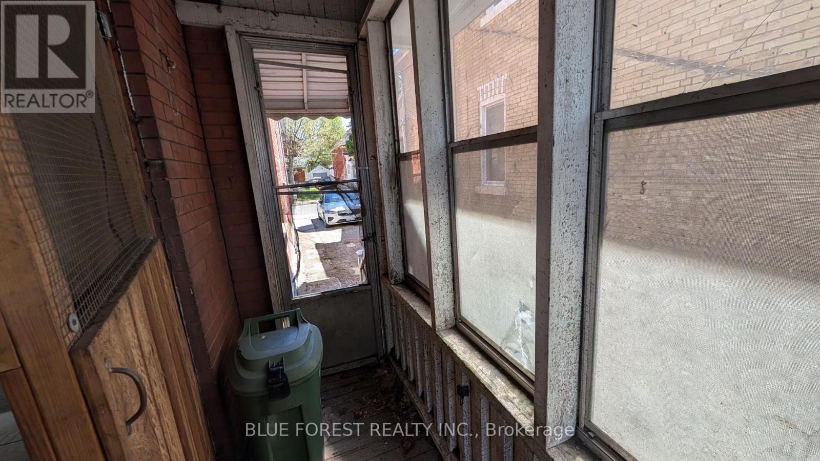 23 Hyatt Avenue Property Photo 17